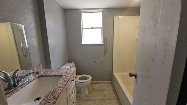 7623 Kellwood Drive, Houston, TX 77040