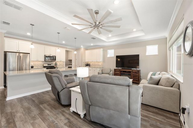 10390 SW 99TH STREET, Ocala, FL 34481