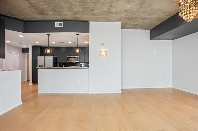 3324 Peachtree NE Road 1101, Atlanta, GA 30326