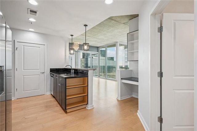 3324 Peachtree NE Road 1101, Atlanta, GA 30326