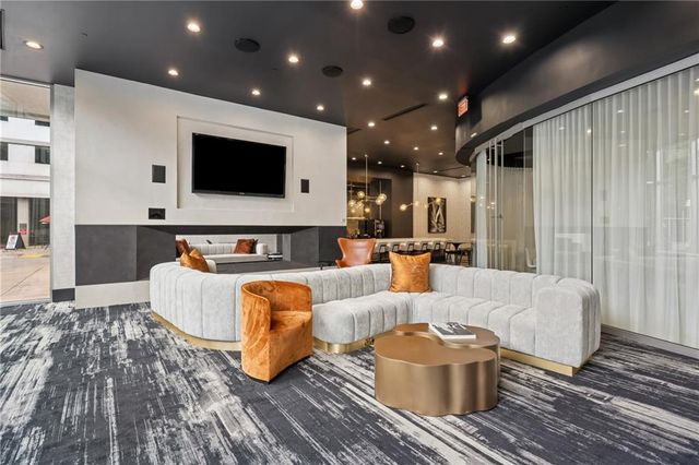 3324 Peachtree NE Road 1101, Atlanta, GA 30326