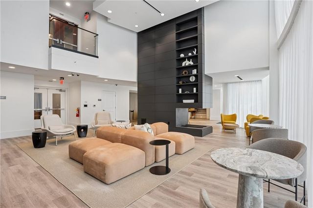 3324 Peachtree NE Road 1101, Atlanta, GA 30326