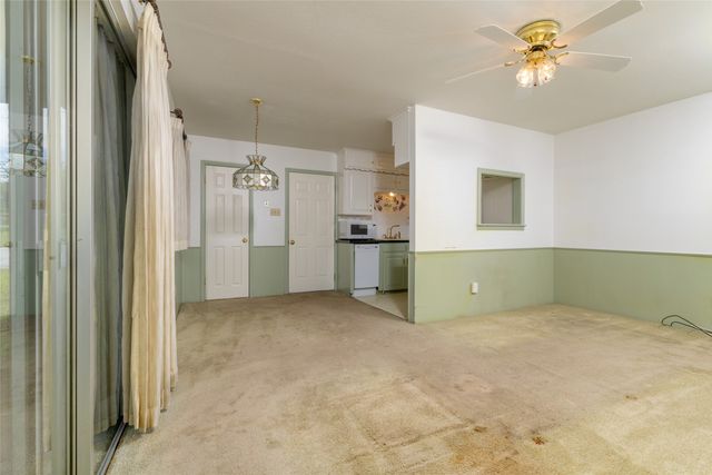 6604 Trailwood Drive, Forest Hill, TX 76140