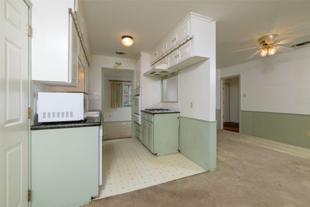 6604 Trailwood Drive, Forest Hill, TX 76140