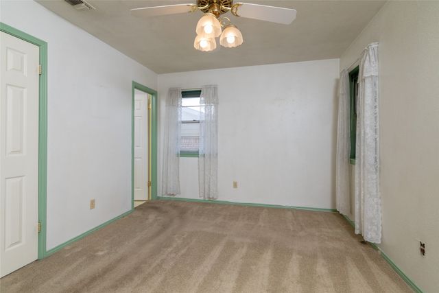 6604 Trailwood Drive, Forest Hill, TX 76140