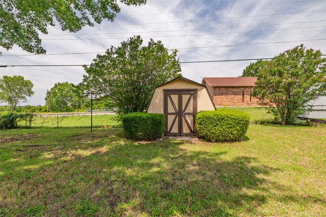 6604 Trailwood Drive, Forest Hill, TX 76140