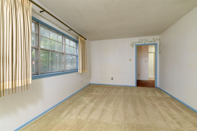 6604 Trailwood Drive, Forest Hill, TX 76140