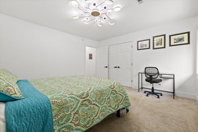 511 Barrington Road, Signal Mountain, TN 37377