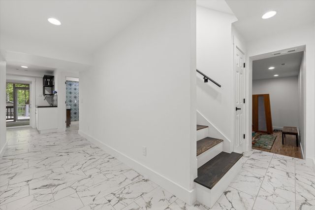 511 Barrington Road, Signal Mountain, TN 37377
