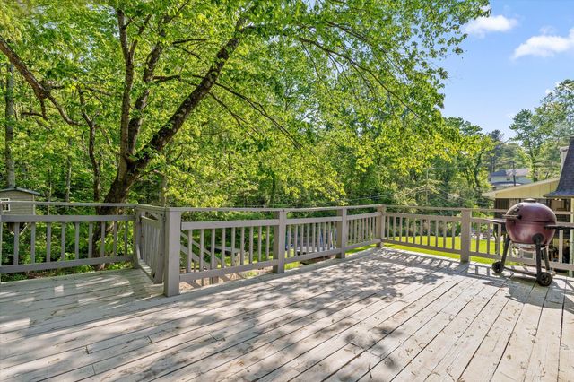 511 Barrington Road, Signal Mountain, TN 37377