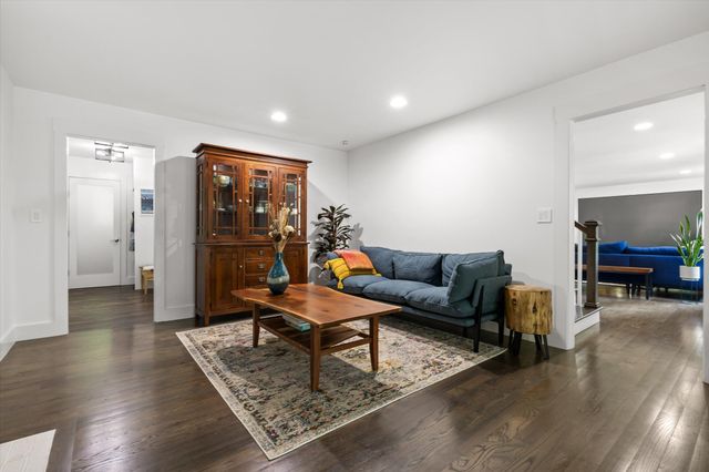 511 Barrington Road, Signal Mountain, TN 37377