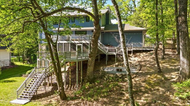 511 Barrington Road, Signal Mountain, TN 37377