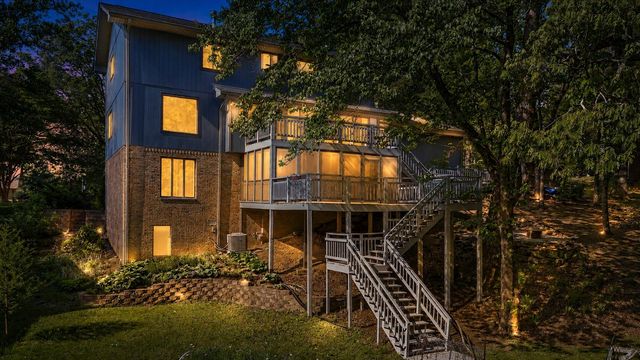 511 Barrington Road, Signal Mountain, TN 37377
