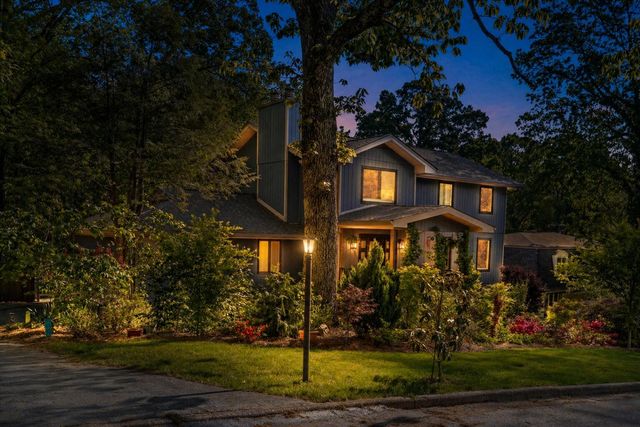 511 Barrington Road, Signal Mountain, TN 37377