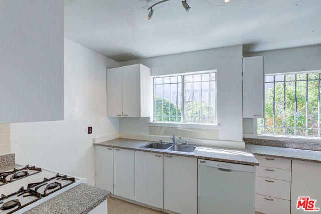 835 N Ogden Drive, Los Angeles, CA 90046