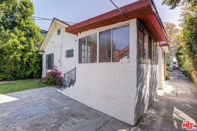 835 N Ogden Drive, Los Angeles, CA 90046