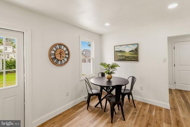 21 CEDAR AVE, Westville, NJ 08093