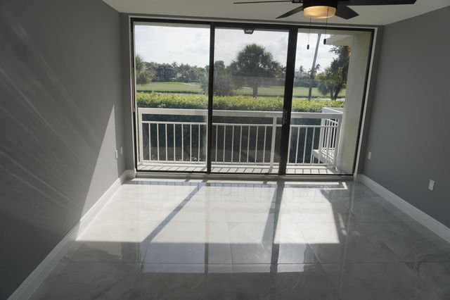2811 Village Boulevard 201, West Palm Beach, FL 33409