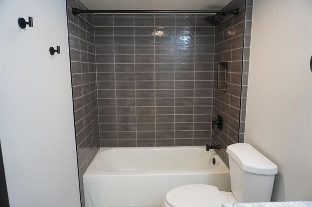 2811 Village Boulevard 201, West Palm Beach, FL 33409