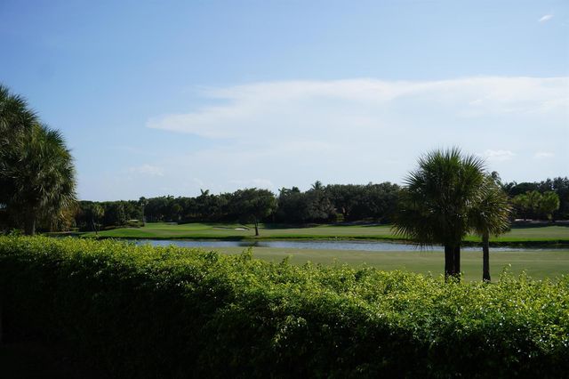 2811 Village Boulevard 201, West Palm Beach, FL 33409
