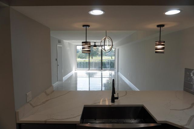 2811 Village Boulevard 201, West Palm Beach, FL 33409