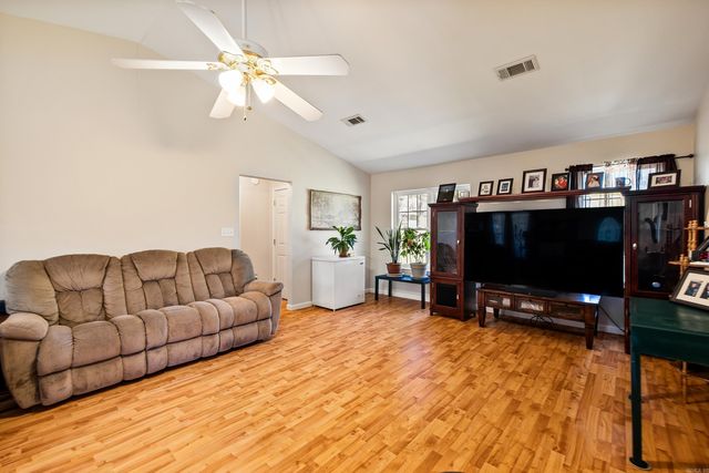 1814 Mail Route Circle, Little Rock, AR 72206