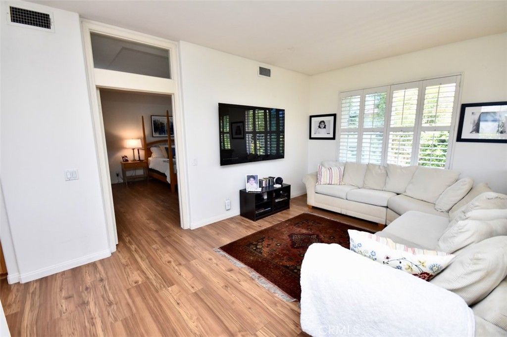 Image 15 of property listing at 31 Vetrina, Irvine, CA 92606