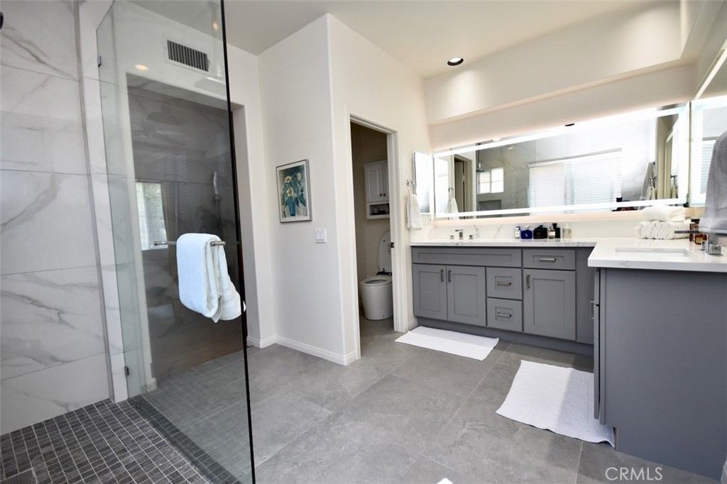 Image 19 of property listing at 31 Vetrina, Irvine, CA 92606