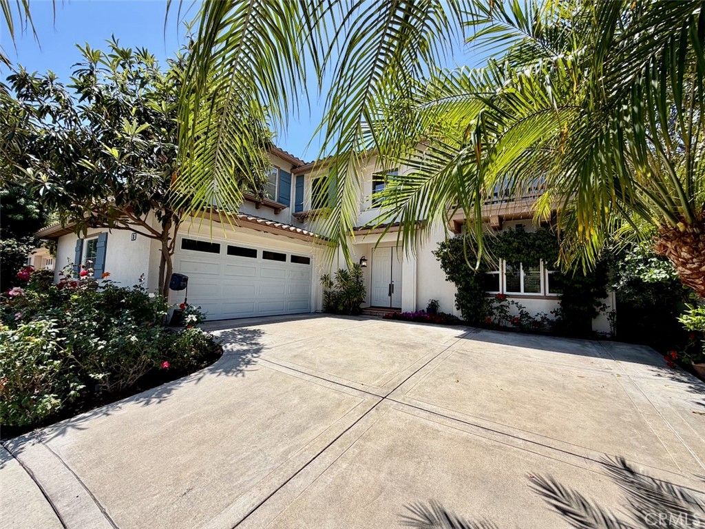 Image 2 of property listing at 31 Vetrina, Irvine, CA 92606