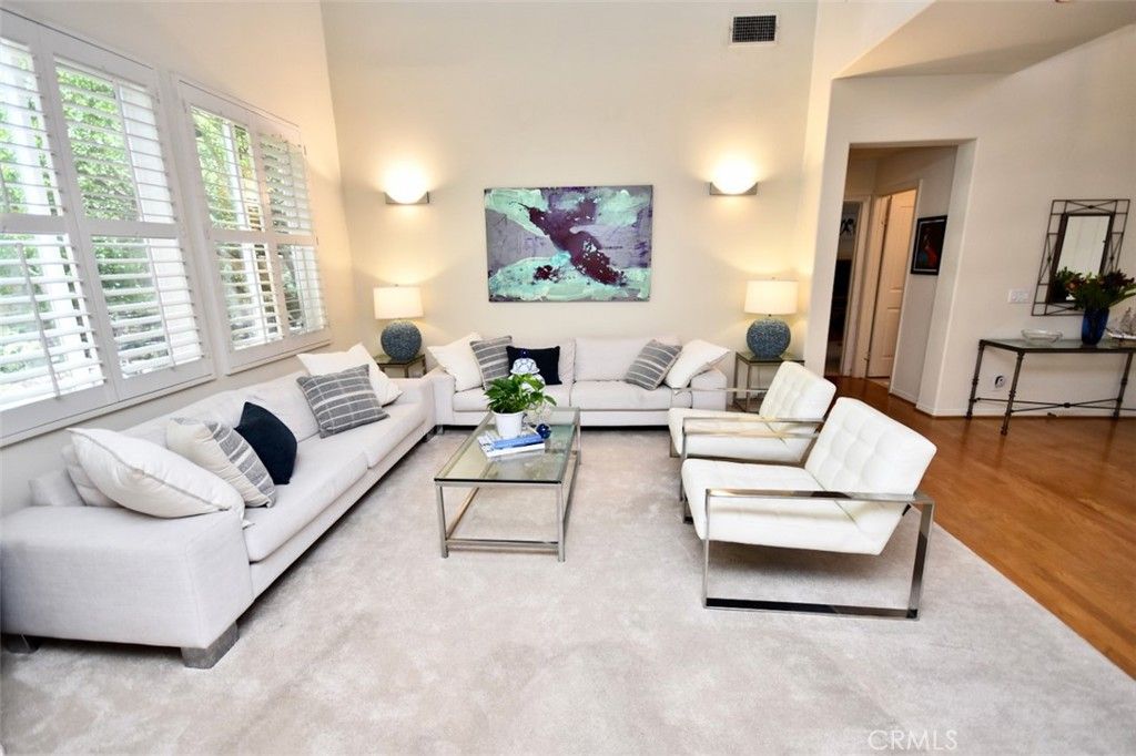 Image 5 of property listing at 31 Vetrina, Irvine, CA 92606