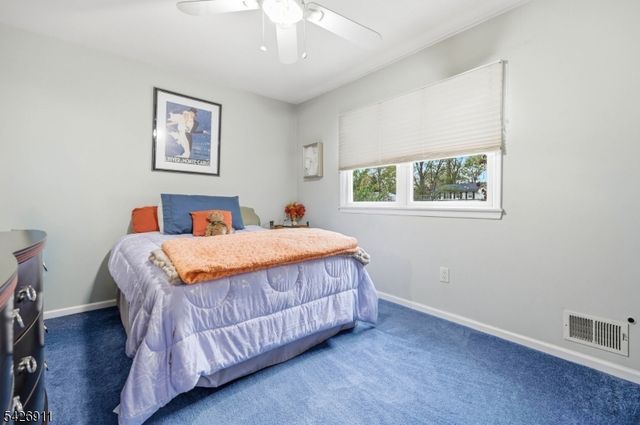 4 Winfield Dr, Parsippany-troy Hills Twp., NJ 07054