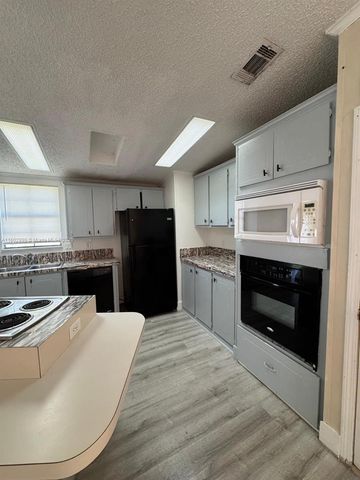 35250 SW 177 ct unit 136, Homestead, FL 33034