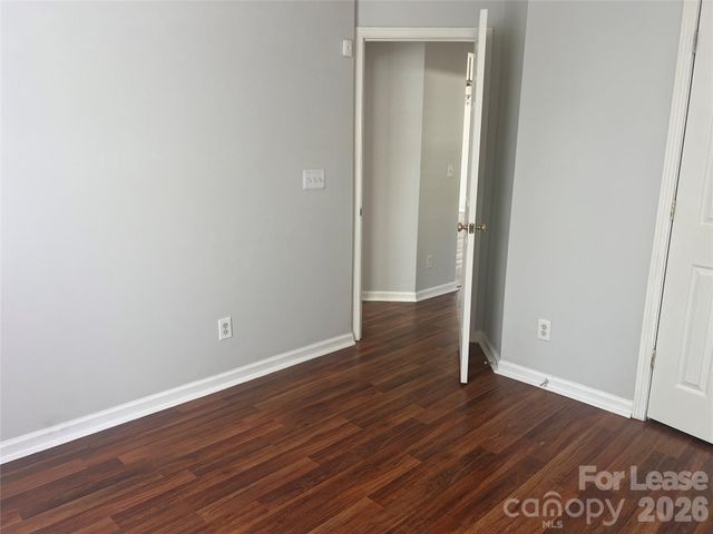 6007 Lawnmeadow Drive, Charlotte, NC 28216