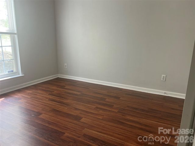 6007 Lawnmeadow Drive, Charlotte, NC 28216