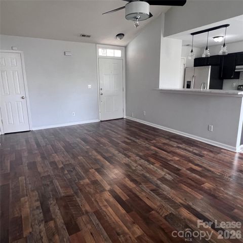 6007 Lawnmeadow Drive, Charlotte, NC 28216