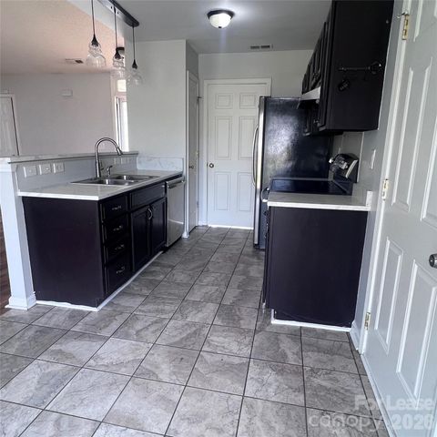 6007 Lawnmeadow Drive, Charlotte, NC 28216