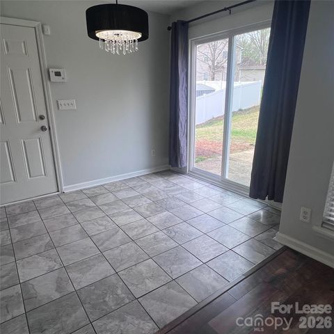 6007 Lawnmeadow Drive, Charlotte, NC 28216