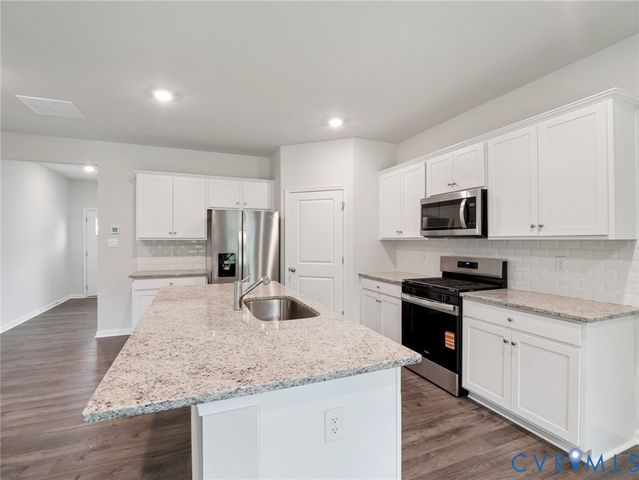 6101 Whisperwood Dr, Chesterfield, VA 23234