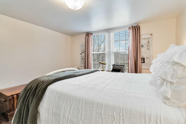 7581 MCWHORTER Road, London, KY 40741