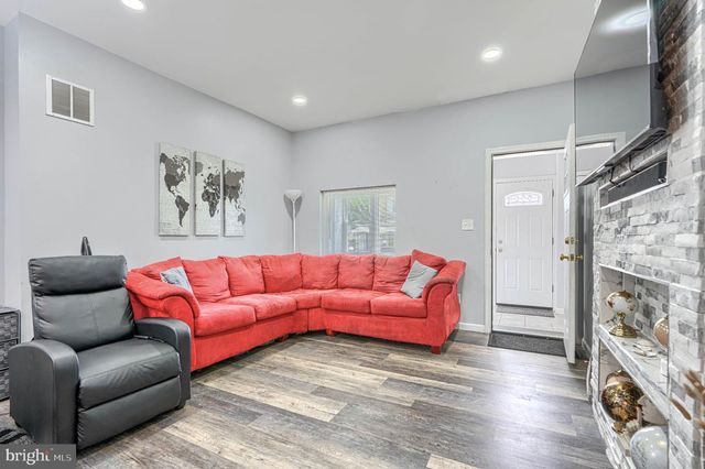 222 BALTIMORE AVE, Dundalk, MD 21222