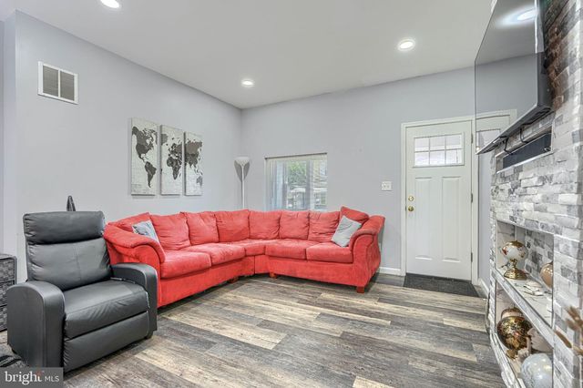 222 BALTIMORE AVE, Dundalk, MD 21222