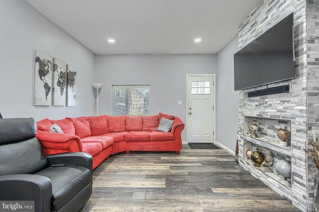 222 BALTIMORE AVE, Dundalk, MD 21222
