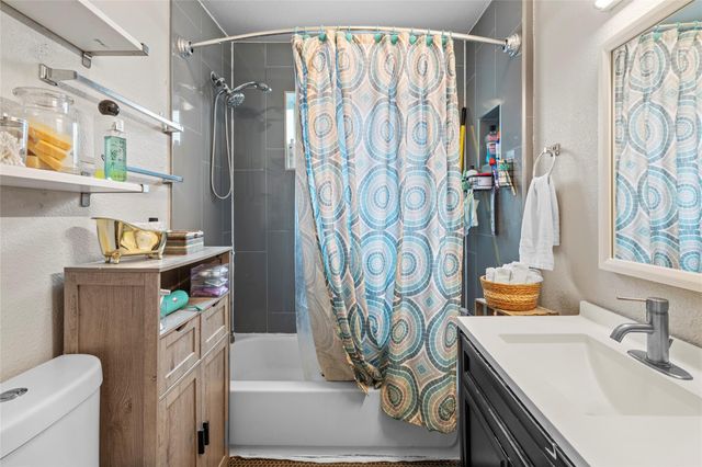4630 Woodside Street 1, Houston, TX 77023
