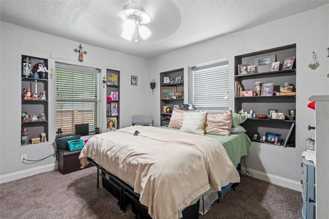 4630 Woodside Street 1, Houston, TX 77023