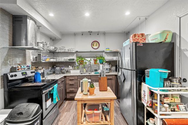 4630 Woodside Street 1, Houston, TX 77023