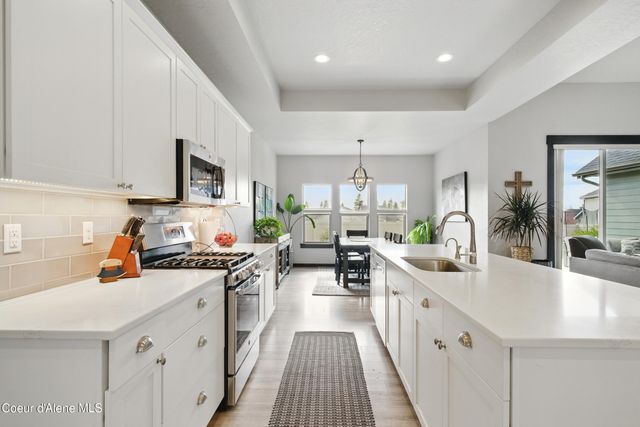 7151 BAUDELAIRE DR, Coeur D'alene, ID 83815