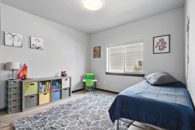 7151 BAUDELAIRE DR, Coeur D'alene, ID 83815