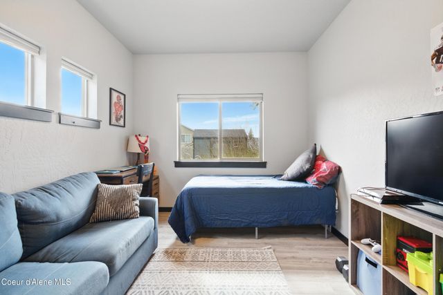 7151 BAUDELAIRE DR, Coeur D'alene, ID 83815