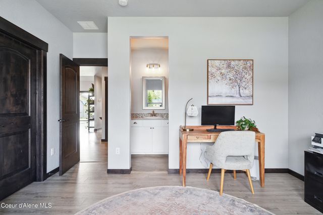 7151 BAUDELAIRE DR, Coeur D'alene, ID 83815