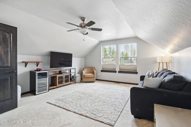 7151 BAUDELAIRE DR, Coeur D'alene, ID 83815